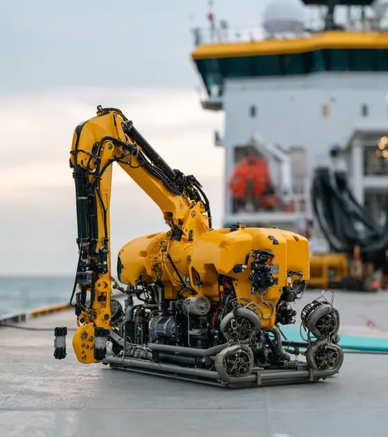 Subsea ROVs and AUVs